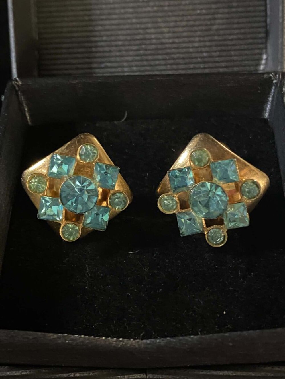Vintage Rare Triad Screw back Blue Green Gold Diamond Earrings